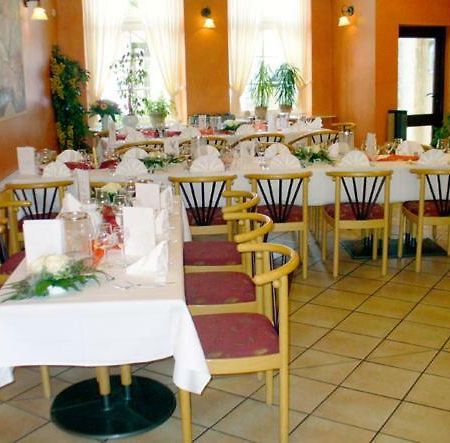 Gaestehaus Oh-La-La Wilster Εξωτερικό φωτογραφία